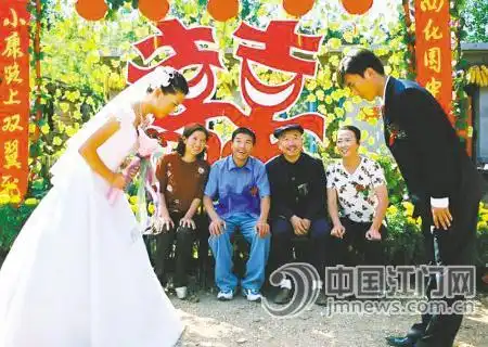 乡村爱情交响曲电视剧37集全集高清观看乡村爱情交响曲20集21集22集23集24集剧情qvod在线下载
