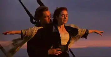 杰克露丝都变胖怪不得泰坦尼克沉了