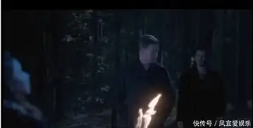 初代吸血鬼第五季克劳斯为了hope选择自杀,卡洛琳很心疼