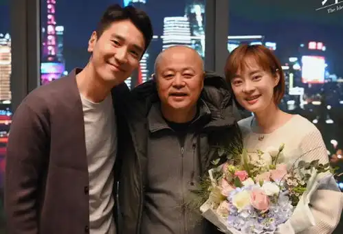 杨超越职场剧来袭,搭档实力众多演员,看到男女主收视有保障了