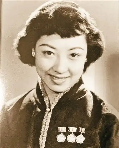 李袁叶杜时代作古最像梅兰芳的杜近芳走了