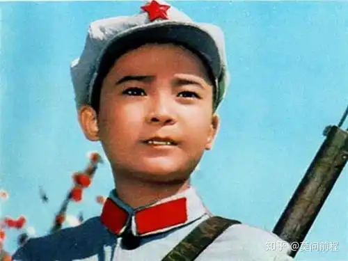 闪闪的红星艰难困苦,玉汝于成,生机与希望总会到来
