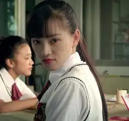 黄灿灿和南笙告诉我们一个真理,网红就该好好活在照片里
