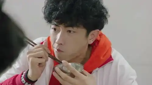 快把我哥带走时分以为万岁的鸡腿是留给他的,万岁当然不是
