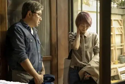 娱乐脱口秀丨被爱情神话笼罩的普通人
