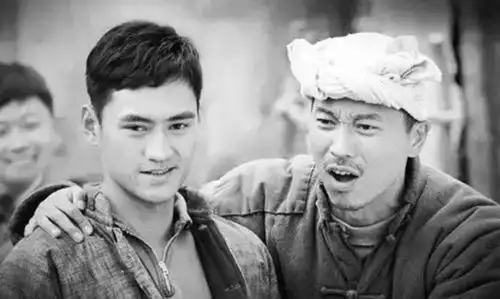 为平凡的世界配乐音画交织人生百味