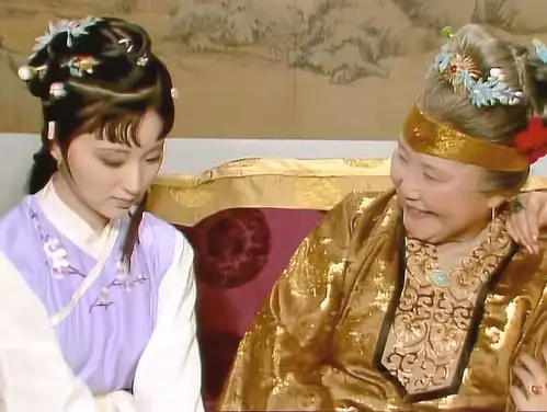 红楼梦元妃省亲,开口第一句话,就否定了林黛玉的地位