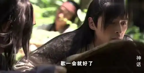 神话艳阳高照,徭役前往咸阳路上中暑,易小川赶紧帮忙
