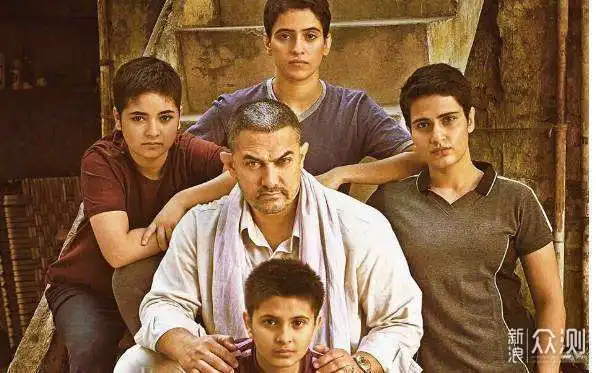 再刷让人心潮澎湃的摔跤吧爸爸
