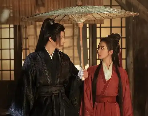 一念关山刘诗诗造型也太美了,花样多不重复,都不像23年的剧
