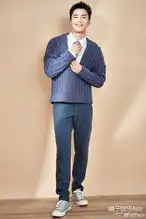 还记得13届快男宁桓宇吗他还演了镇魂和无名之辈
