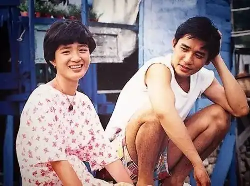 弃恩师刘德华而去,落魄时做过保险靠救济金度日,两嫁豪门的陈少霞