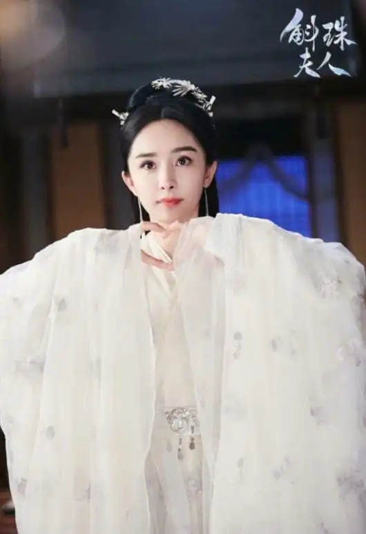 斛珠夫人海市情敌,原来演过锦衣之下,还是刘诗诗好闺蜜