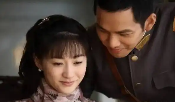 48岁钟汉良医美后遗症严重撞脸林瑞阳,脸部肿胀馒化似老奶奶