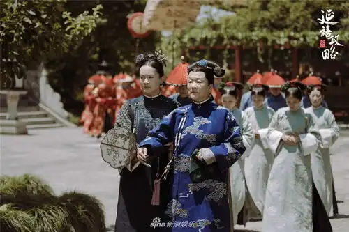 组图宋春丽秦岚苏青相继杀青延禧攻略考究妆化引期待
