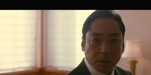 差点因为片名闷,错过一部反套路电影