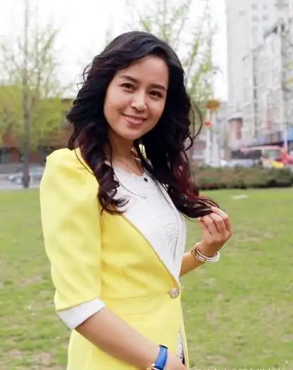 著名演员马诗红牵手于莉红两本日记见证初恋,盼望宝宝的到来