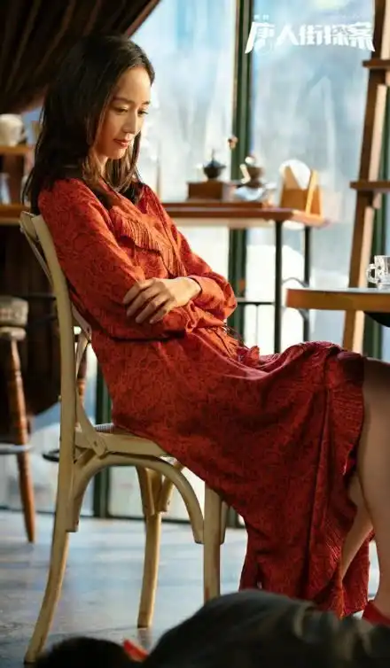 豆瓣8.1神剧唐人街探案网剧神反转,早就暗示了
