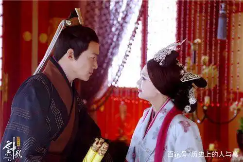 她年仅6岁立为皇后,15岁当皇太后,40岁做了太皇太后,52岁去世
