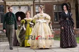 穿普拉达女王环形使者看艾米莉布朗特穿衣经
