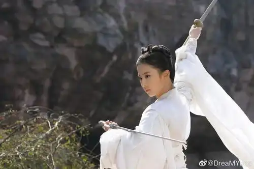 刘亦菲小龙女旧照合集
