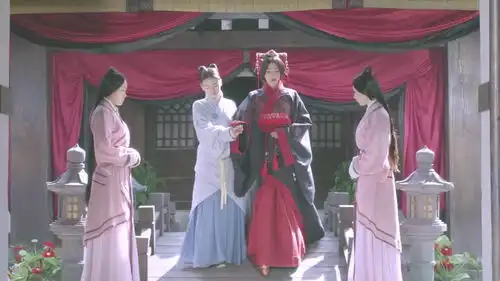 姑娘甘心做小妾,谁知心上人不愿意娶,第二天嫁给别人当正妻