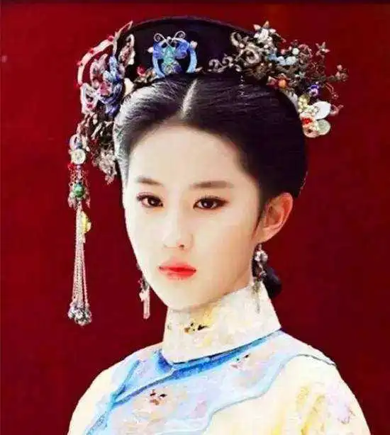 刘亦菲的清宫照完美诠释美人在骨不在皮,能和她媲美的只有她们了
