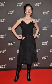 深爱女巫爱娃格林
