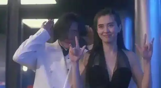 经典版城市猎人,成龙化身街霸春丽,王祖贤邱淑贞互飙演技