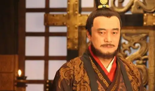 刘璋为何会那么相信刘备而引狼入室,他究竟哪些地方做错了
