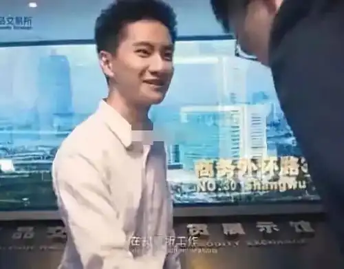 快乐星球演员现状,莲蓉包当妈,冰柠檬成网红,她却销声匿迹