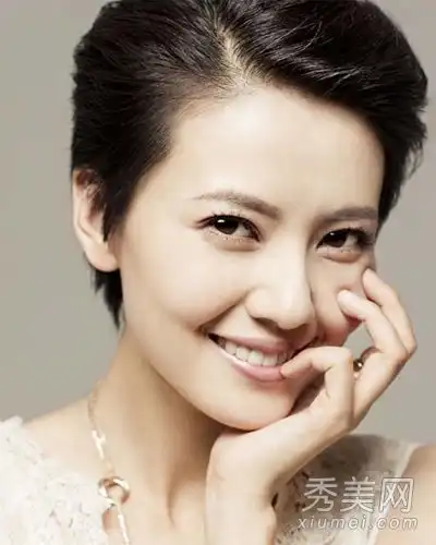 高圆圆明天的婚礼民族女神经典发型图片
