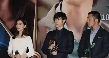 刘诗诗双喜临门,新剧定档和卸货成功吴奇隆在拍月嫂先生
