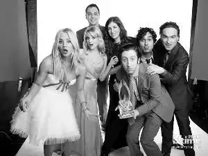 生活大爆炸3主演片酬暴涨单集100万美元图
