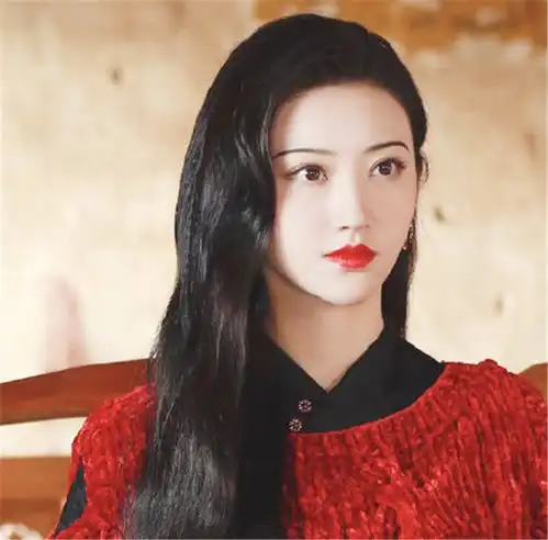 南烟斋笔录未播,又一虐恋剧将袭,高颜值男女主cp感爆棚