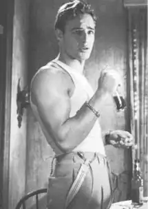 又逢马龙白兰度冥诞教父的一生太传奇
