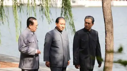 学生民众救国情绪高涨,齐呼请求邓公出来支持工作