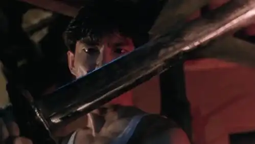 一部30年前的穿越电影,被翻拍成冰封重生之门,堪称经典之作