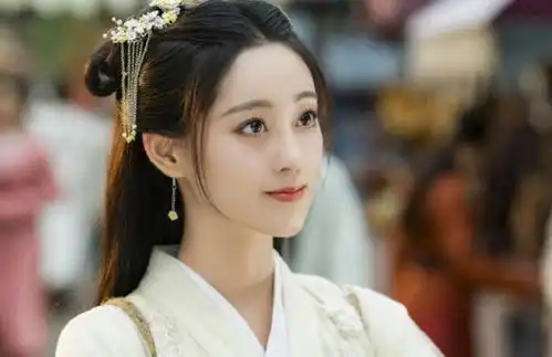 玲珑还在热播,又一仙侠剧来袭,龙王倒追小丫鬟设定太甜了