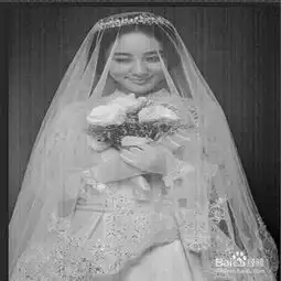 如何利用ps将图片调出经典老照片色调