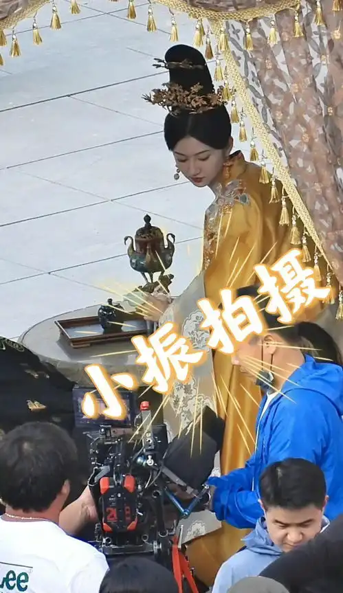 组图乐游原景甜许凯最新路透图宫廷造型贵气满满