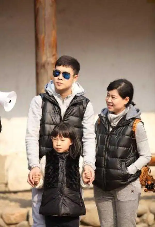 连续两部电影票房扑街小沈阳上阵当导演能证明自己是喜剧之王吗