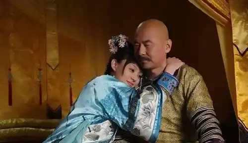 甄嬛最悲哀的事情并非是逼死果郡王,而是没有告诉他这件事

