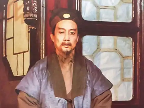 红楼梦里最现实的三处情节,写透人情世故,太真实了
