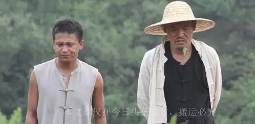 为了弟弟能顺利参军,她不惜出卖肉体,大肚子后嫁给了一个老光棍
