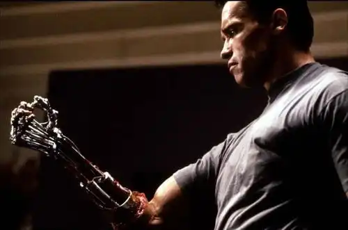 在终结者之前,施瓦辛格几乎不算演员