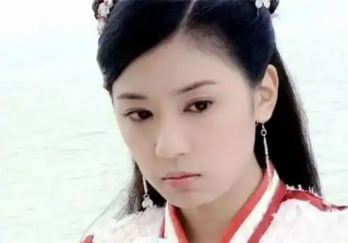 金庸笔下聪慧的女子,黄蓉赵敏殷素素一相遇,那该有多精彩
