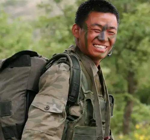 重温经典影视士兵突击浅谈改变许三多命运的五个关键因素
