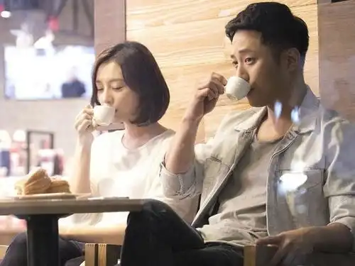 韩剧4大丑星,他因太阳后裔人气暴涨,最后一个丑帅实至名归
