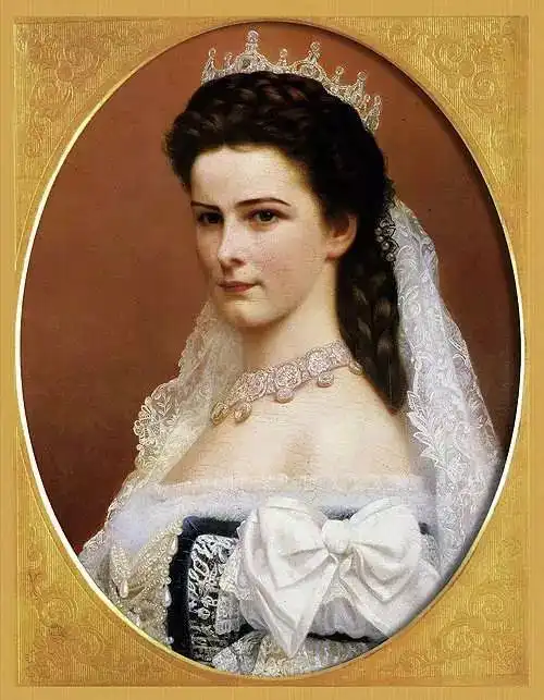 在东欧,一路追寻茜茜公主的加冕之路